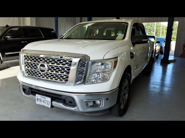 BUY NISSAN TITAN 2017 4X2 CREW CAB SV, Topp Gunn Shreveport