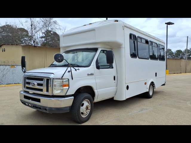 BUY FORD ECONOLINE COMMERCIAL CUTAWAY 2014 E-450 SUPER DUTY 158
