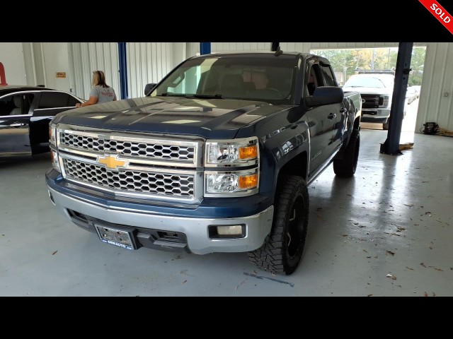 BUY CHEVROLET SILVERADO 1500 2015 4WD DOUBLE CAB 143.5