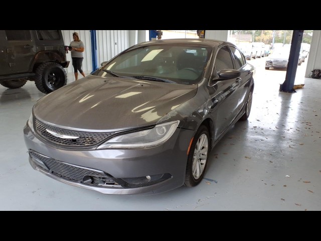 BUY CHRYSLER 200 2016 4DR SDN S FWD, Topp Gunn Shreveport