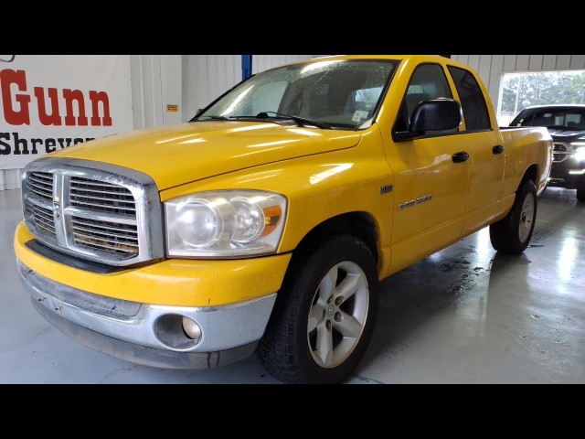 BUY DODGE RAM 1500 2007 2WD QUAD CAB 140.5
